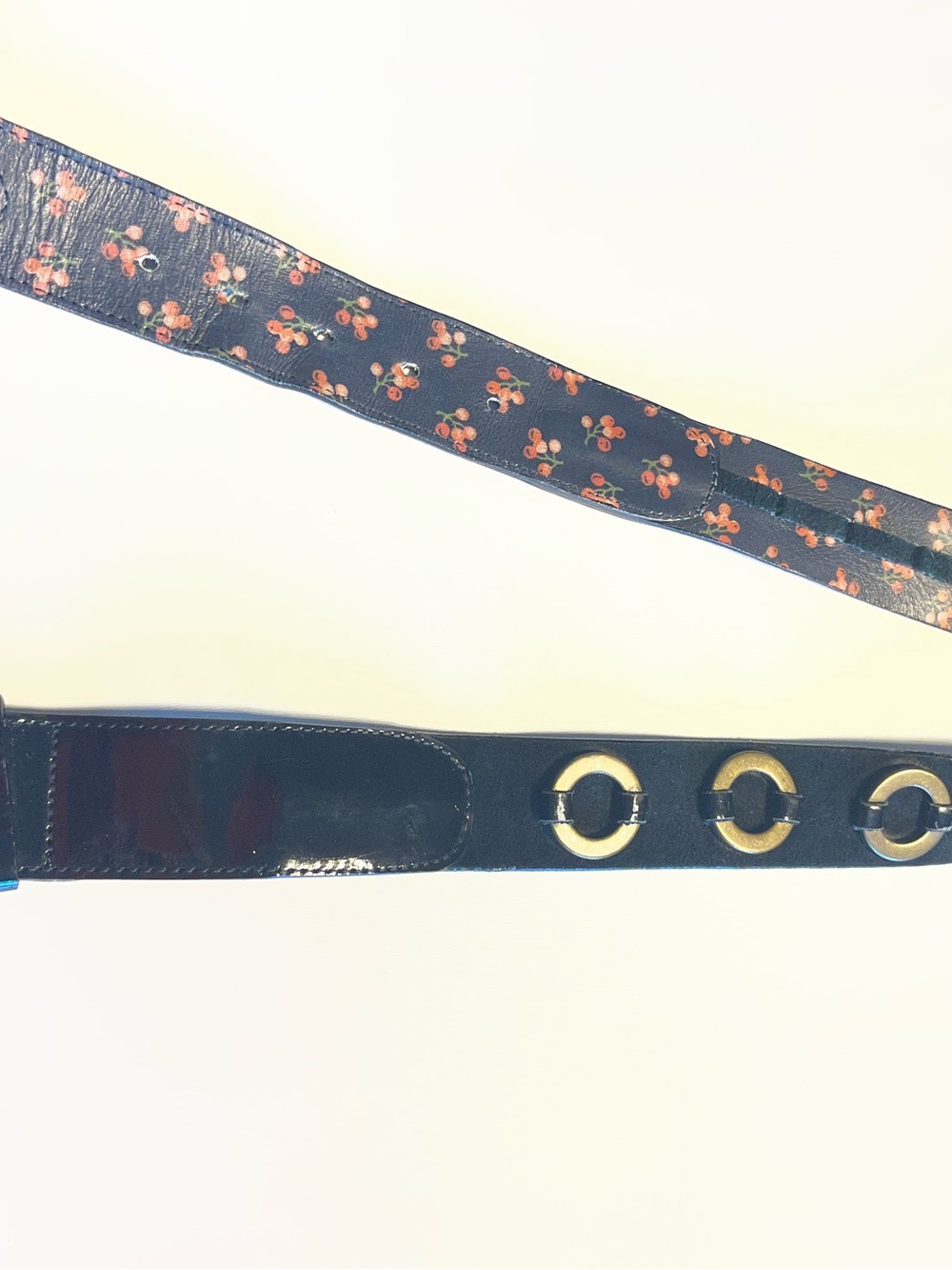 Dolce & Gabbana Black Patent Leather Belt with Brass D&G Buckle and Brass Buckle - Picture 5 of 9